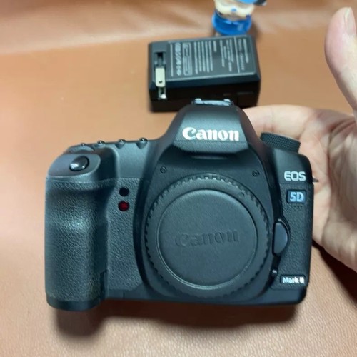 Canon eos mark - mark, ii